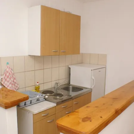 By The Sea - 4349 كورتْشولا