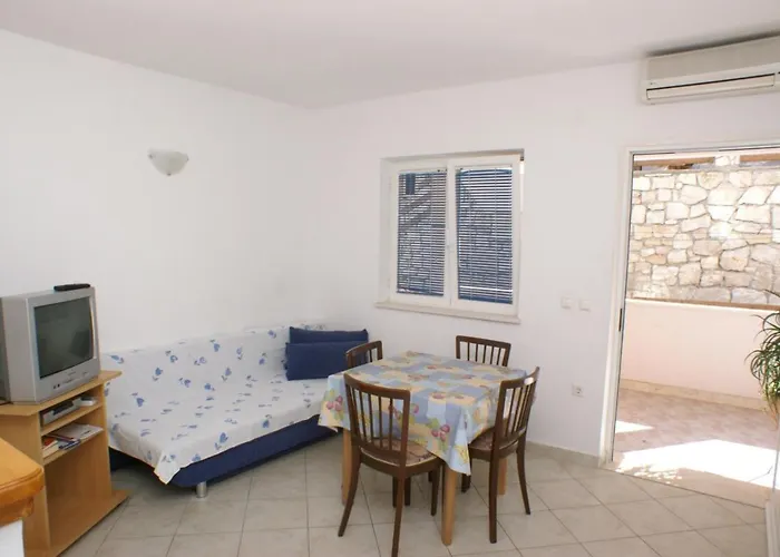 Apartman By The Sea - 4349 *