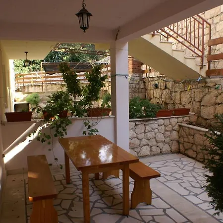 Apartment By The Sea - 4349
